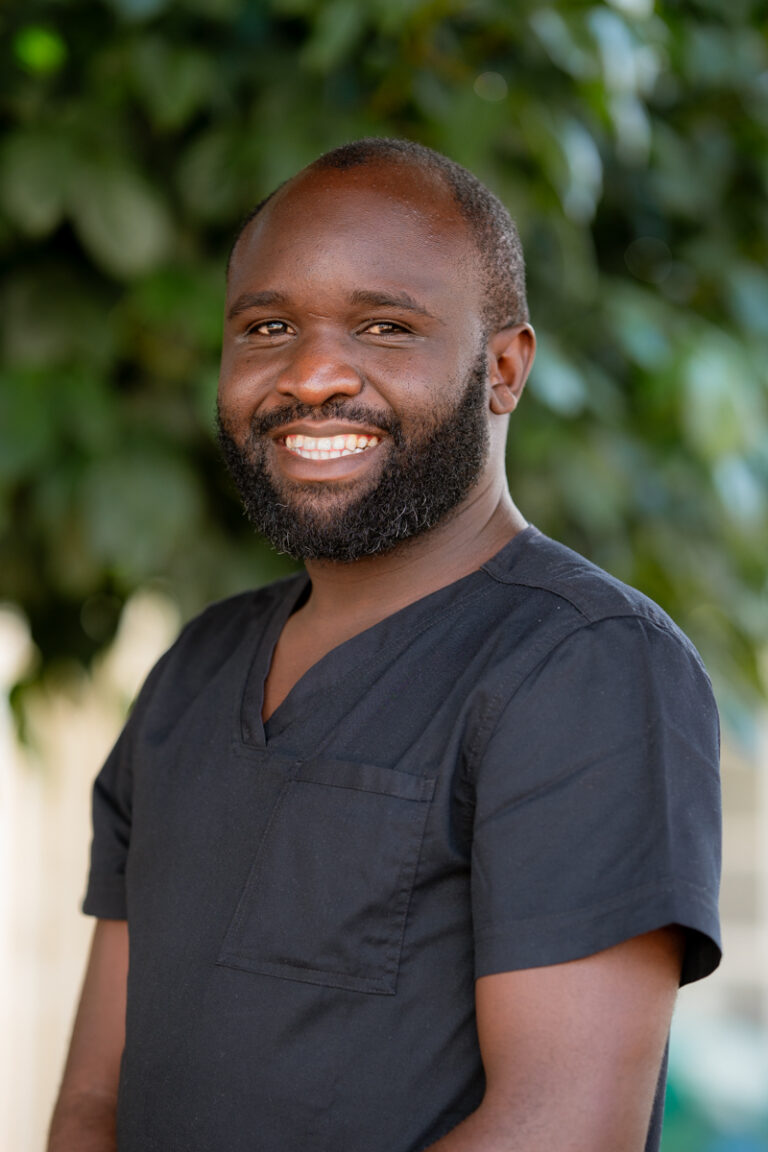 Zeke Rhodes Our Doctors – AIC Kapsowar Hospital